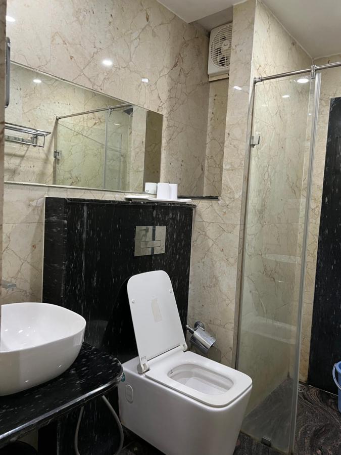 Hotel Lee Garden Near To Blue Flag Beach 500 Mtrs Puri Esterno foto
