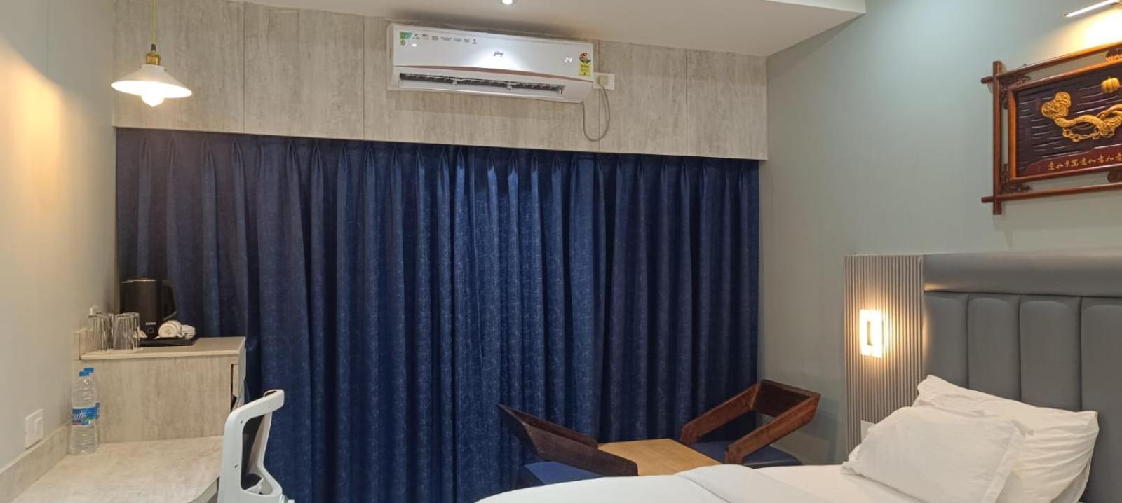 Hotel Lee Garden Near To Blue Flag Beach 500 Mtrs Puri Esterno foto